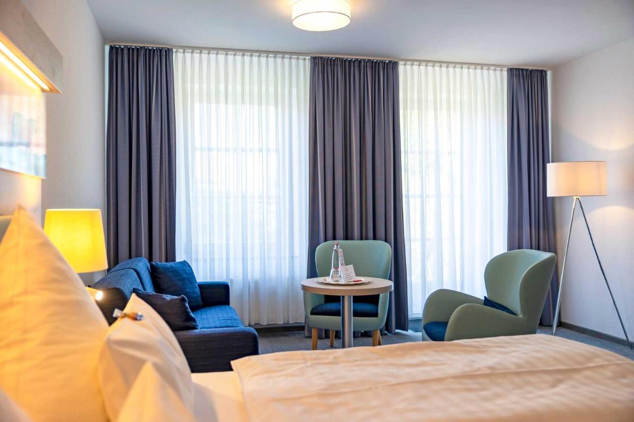 Hotel Landhaus Steinfeld Греетзиел Екстериор снимка